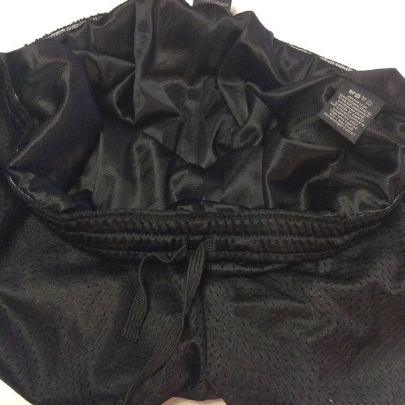 Star Men’s Black Drawstring Basketball Shorts - Picture 4 of 8